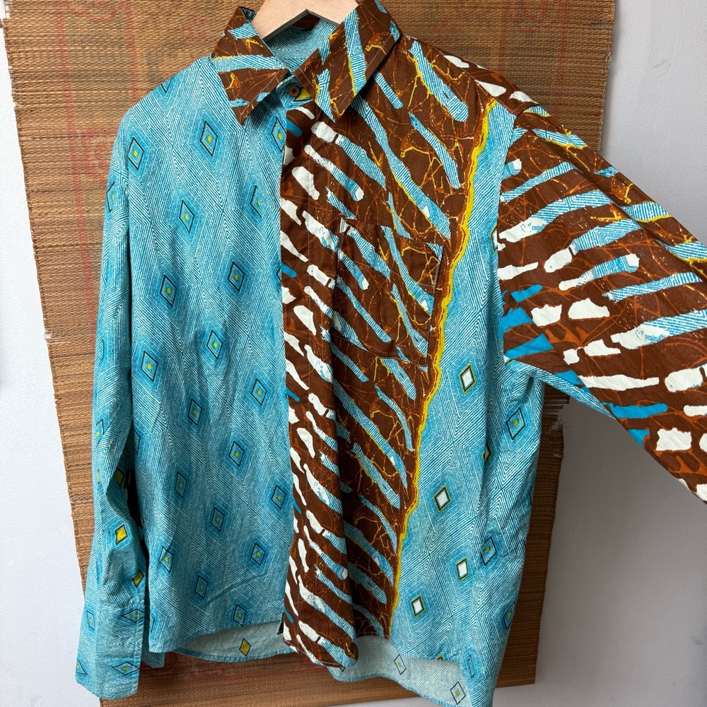 Avantgarde Psychedelic Geometric Patterned Button… - image 6